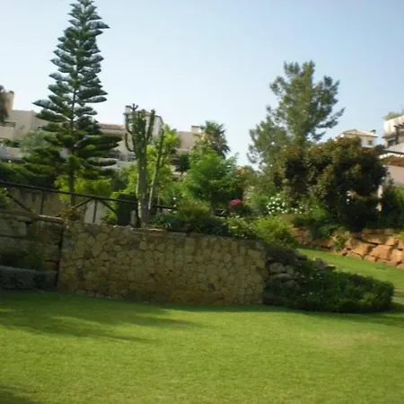 Apartment Stunning 2-bedroom Townhouse In Lomas De Cabopino,