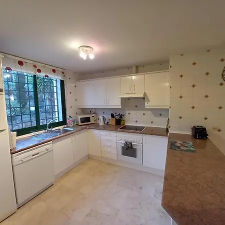Stunning 2-bedroom Townhouse In Lomas De Cabopino, *