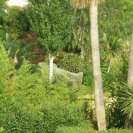 Stunning 2-bedroom Townhouse In Lomas De Cabopino, Apartment